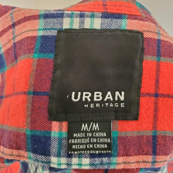 Sleeveless Plaid Red Blue Green Button Down Shirt - Picture 6 of 8